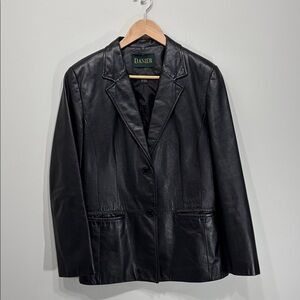 Danier Leather Jacket Black Medium Size 10-12